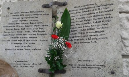 Az emléktábla