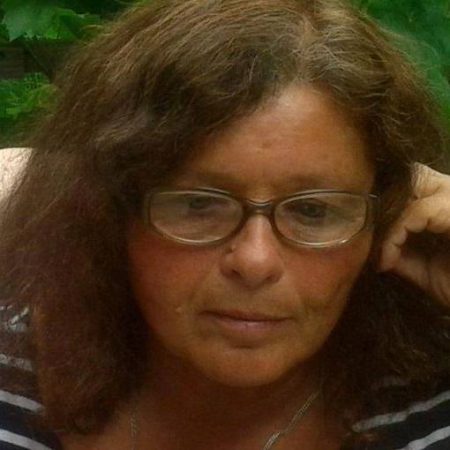 A Lukács Archívum facebook-oldalát Hermann Zsuzsa, Heller Ágnes lánya kezeli, de a fontos közügy menedzselésében is aktívan részt vesz