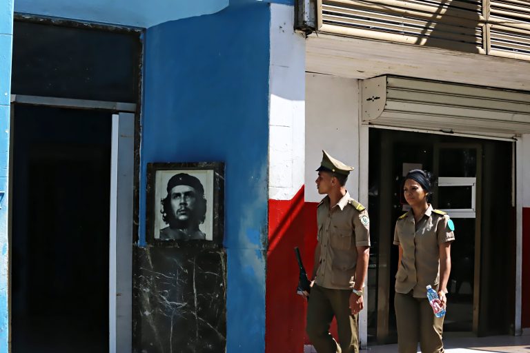 „ELŐSZÖR KUBÁT LÁTNI, AZUTÁN A KÜLFÖLDI ORSZÁGOKAT”