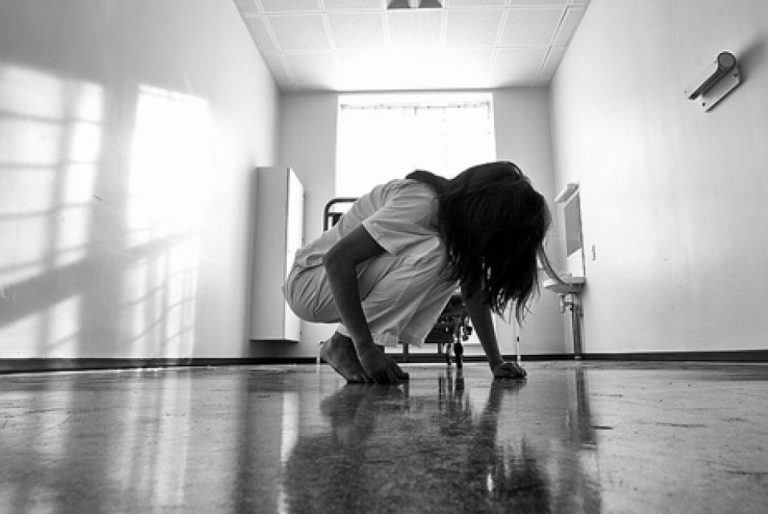 AZ ELMEEGÉSZSÉGÜGY REFORMJÁÉRT